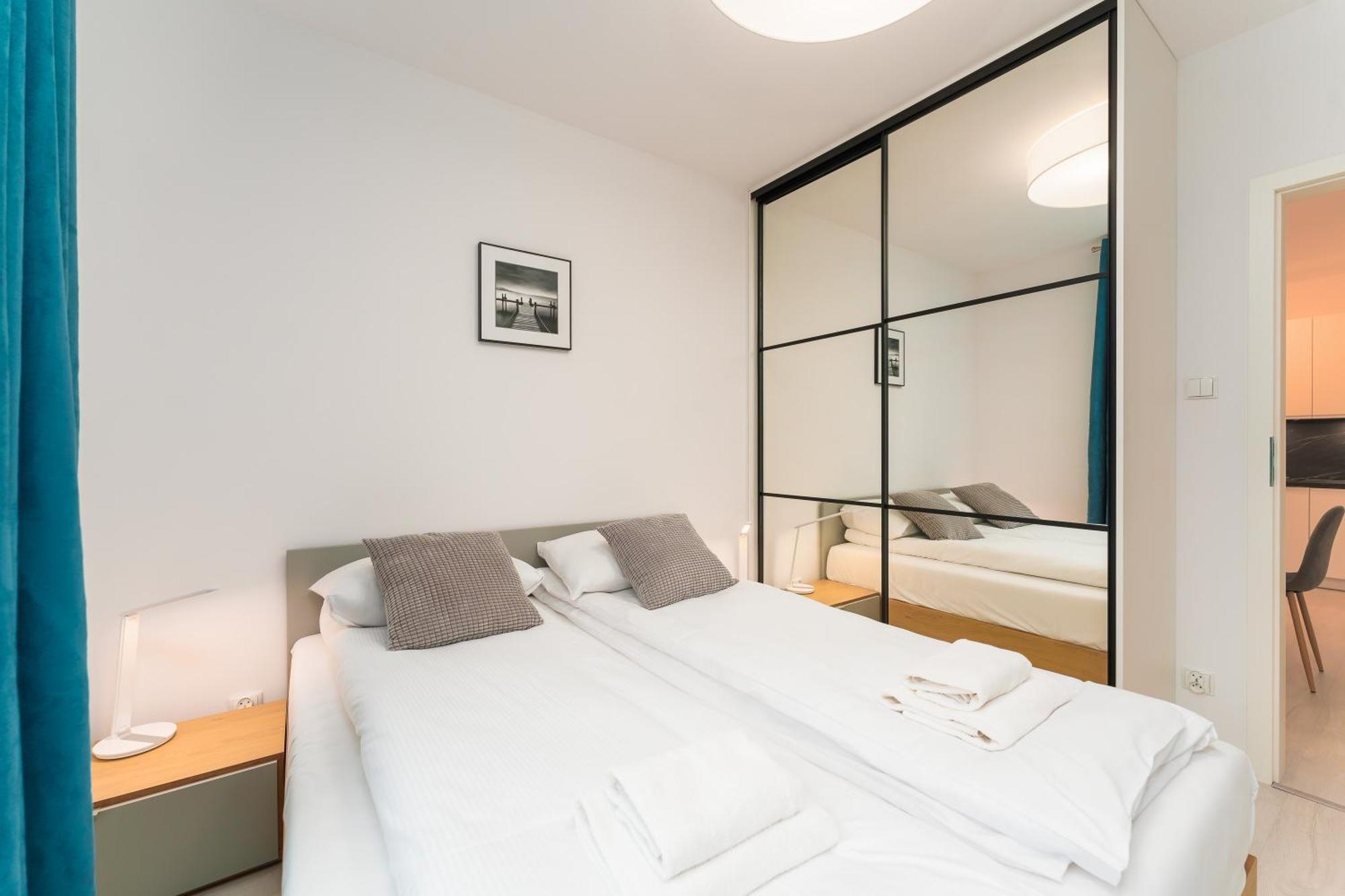 Faro Apartamenty Nadmorskie Tarasy Spa Przy Latarni I Molo Baseny, Sauny, Fitness I Parking W Cenie Kołobrzeg Szoba fotó
